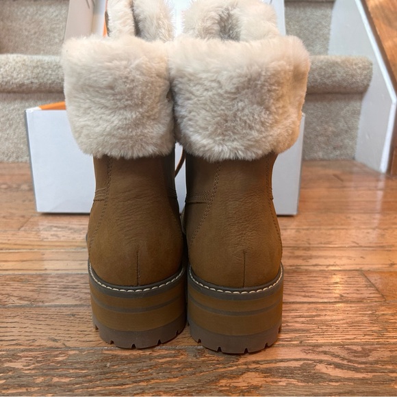 NIB Timberland Women's Boots 9 - Picture 5 of 7